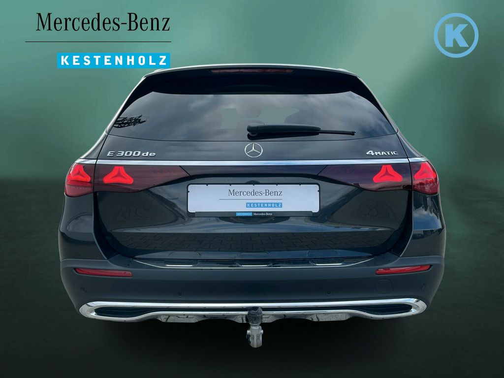 Mercedes-Benz E 300 2025