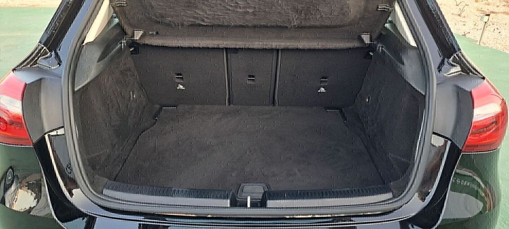 Mercedes-Benz A 180 2021