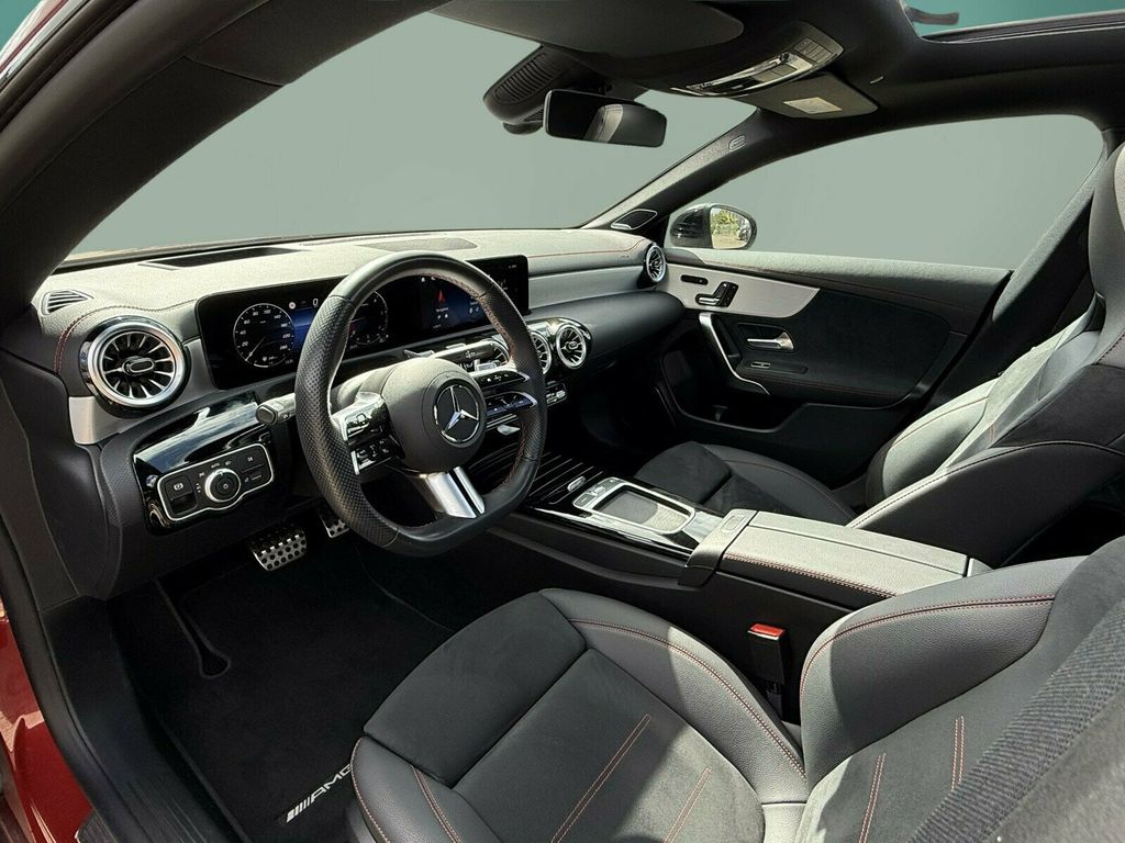 Mercedes-Benz CLA 220 2024