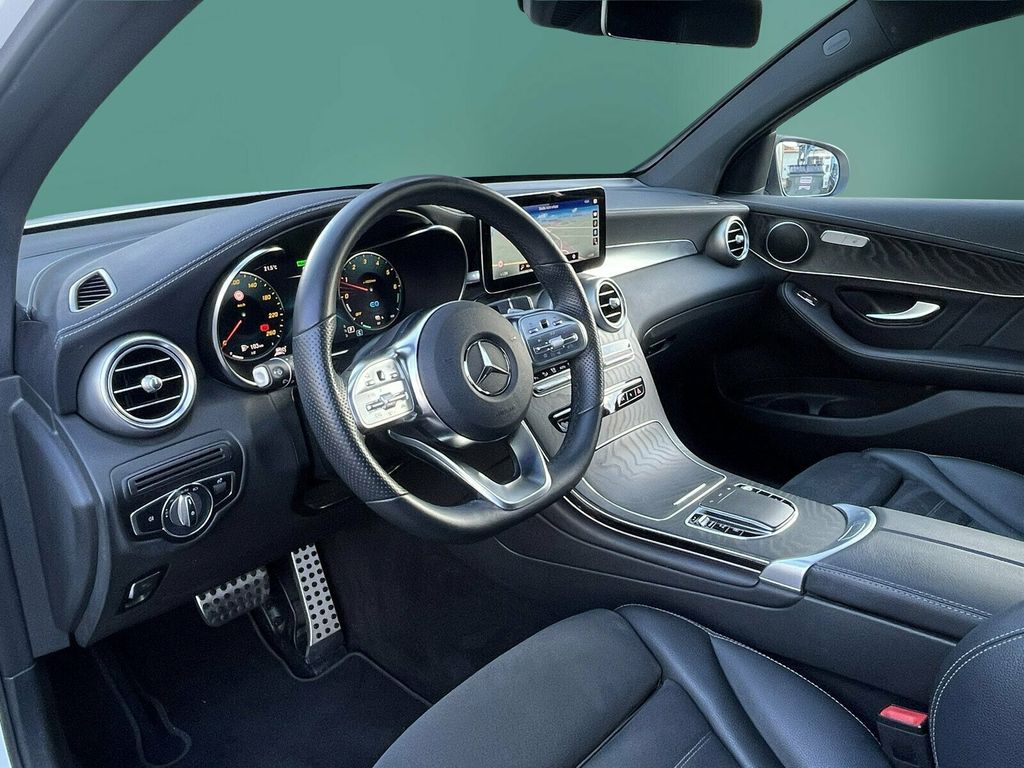 Mercedes-Benz GLC 300 2022