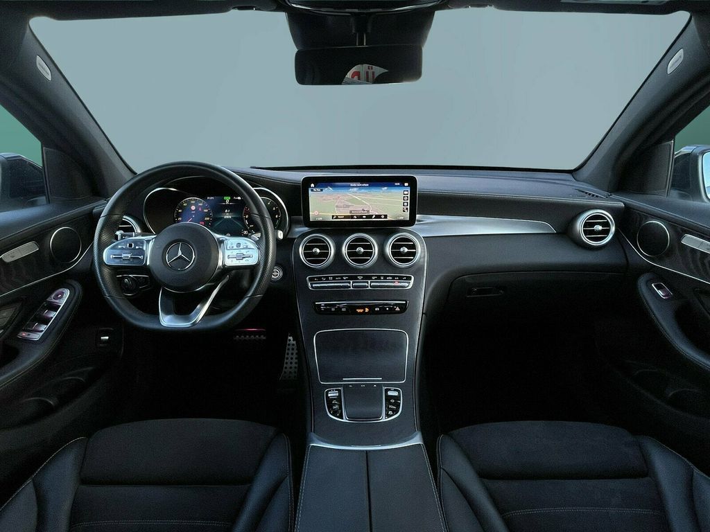 Mercedes-Benz GLC 300 2022