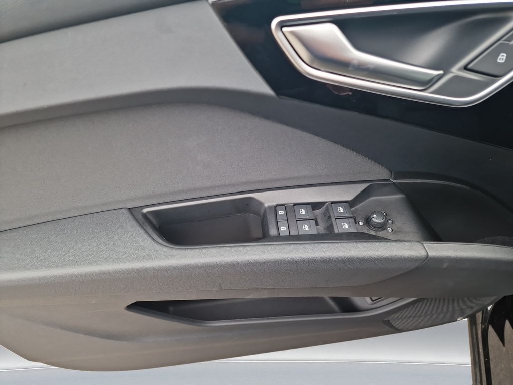 Audi Q4 e-tron 2023