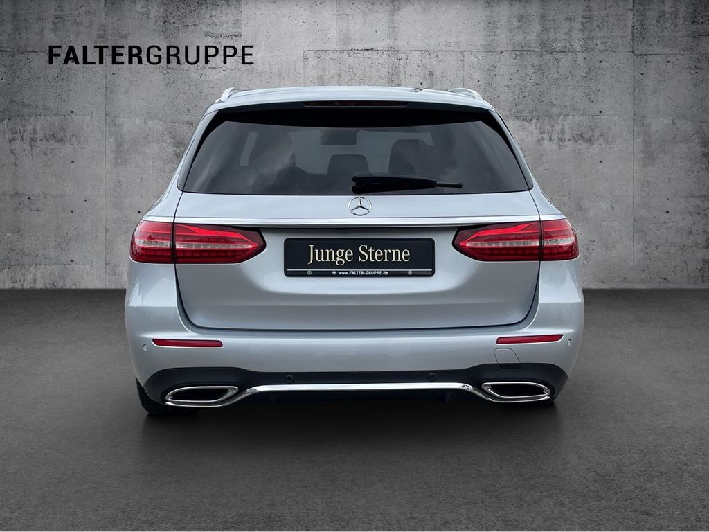 Mercedes-Benz E 220 2023