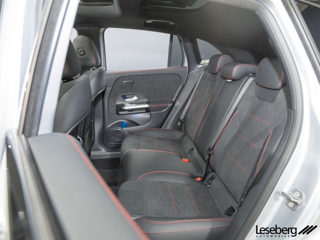 Mercedes-Benz GLA 250 2024