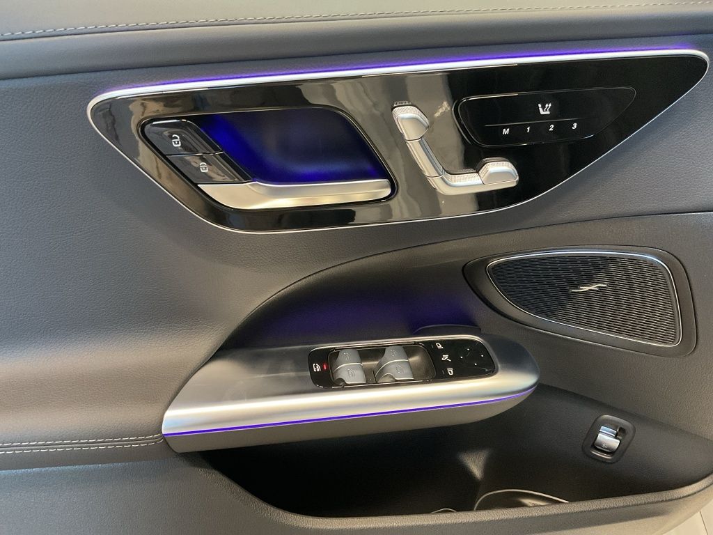 Mercedes-Benz C 220 2025