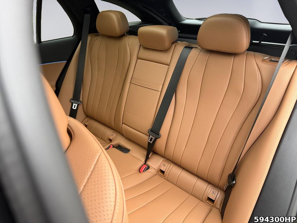 Mercedes-Benz E 300 2025