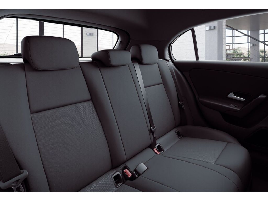 Mercedes-Benz A 220 2022