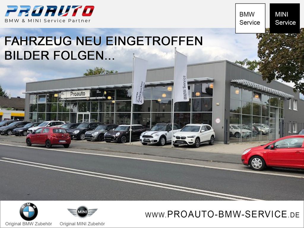 BMW 120 2025