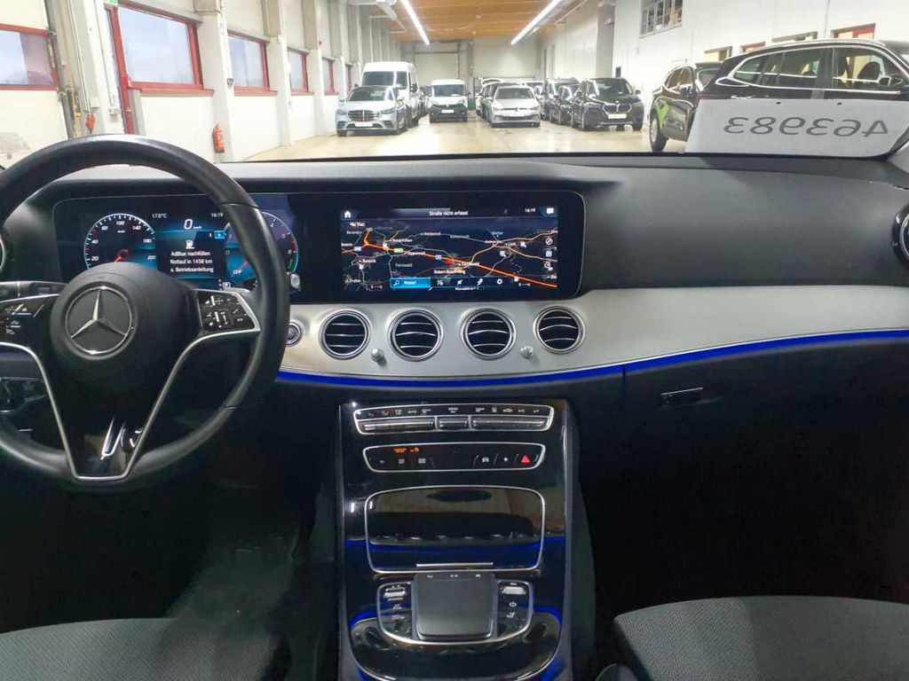 Mercedes-Benz E 300 2022