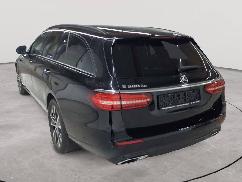Mercedes-Benz E 300 2022