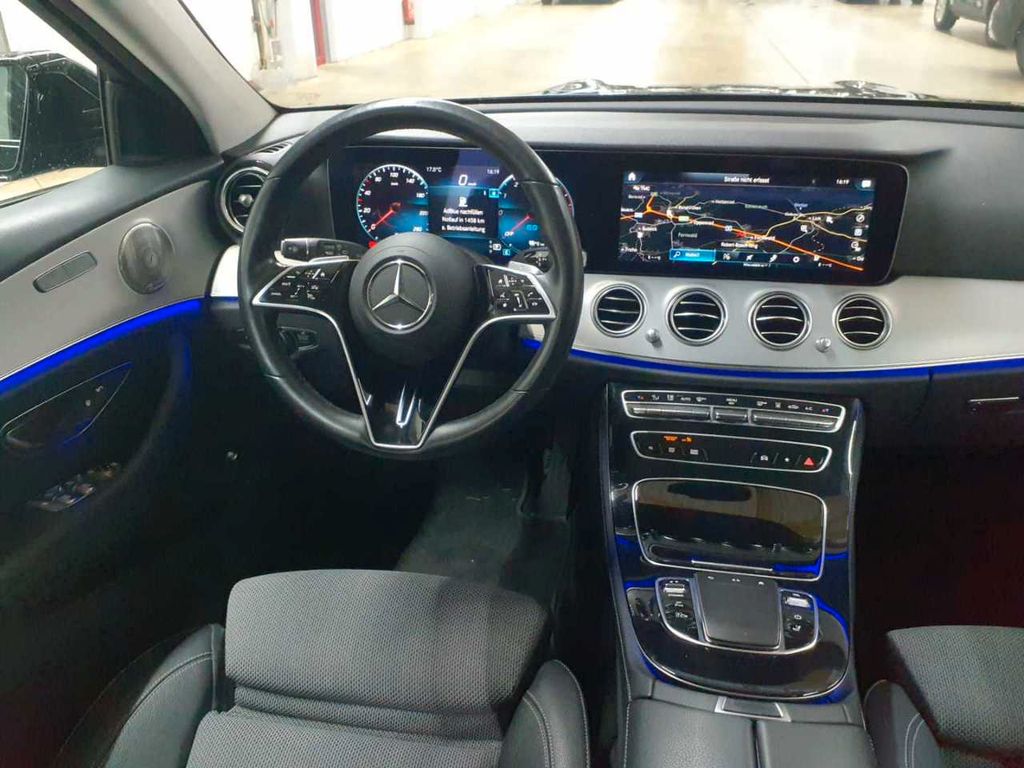 Mercedes-Benz E 300 2022