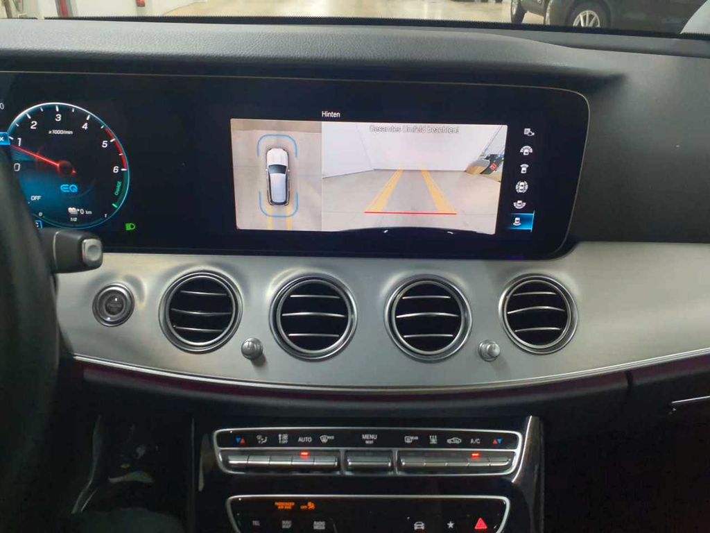 Mercedes-Benz E 300 2022