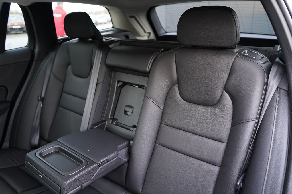 Volvo V60 2020