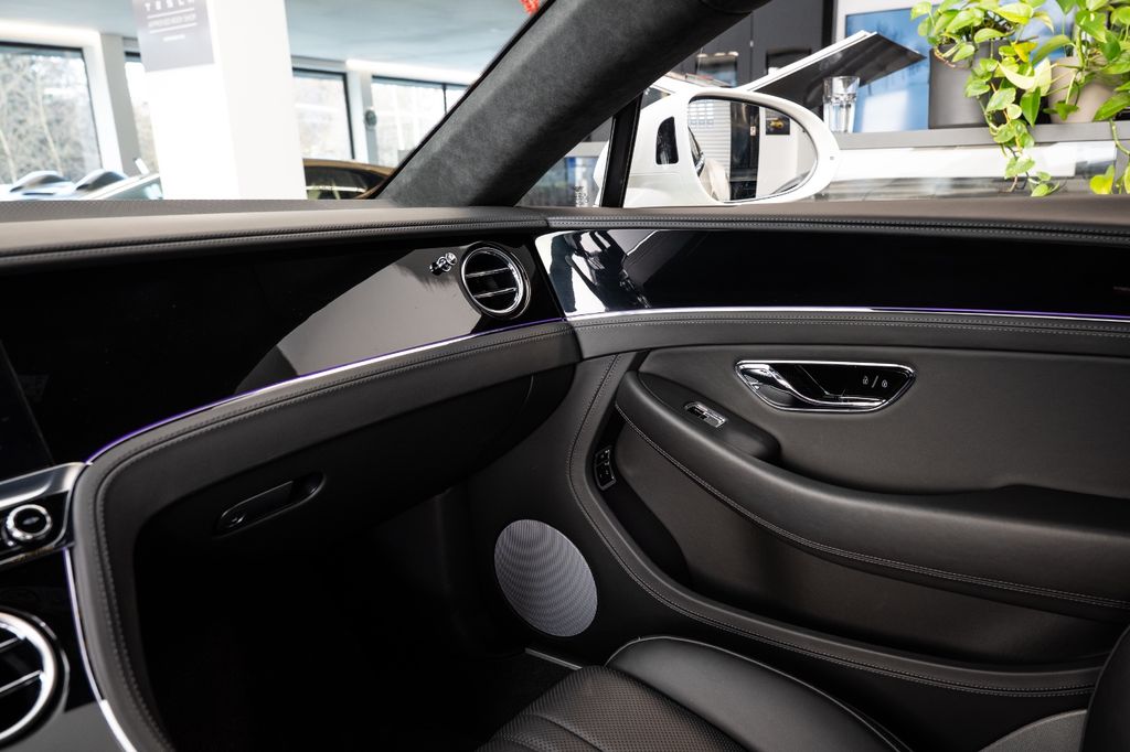 Bentley Continental GT 2024