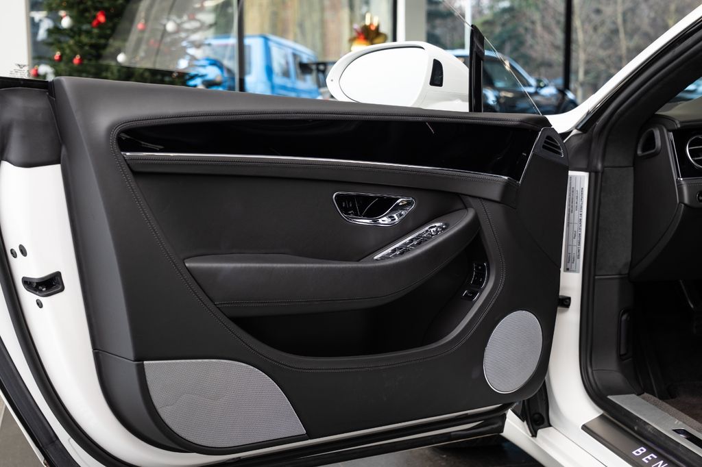 Bentley Continental GT 2024