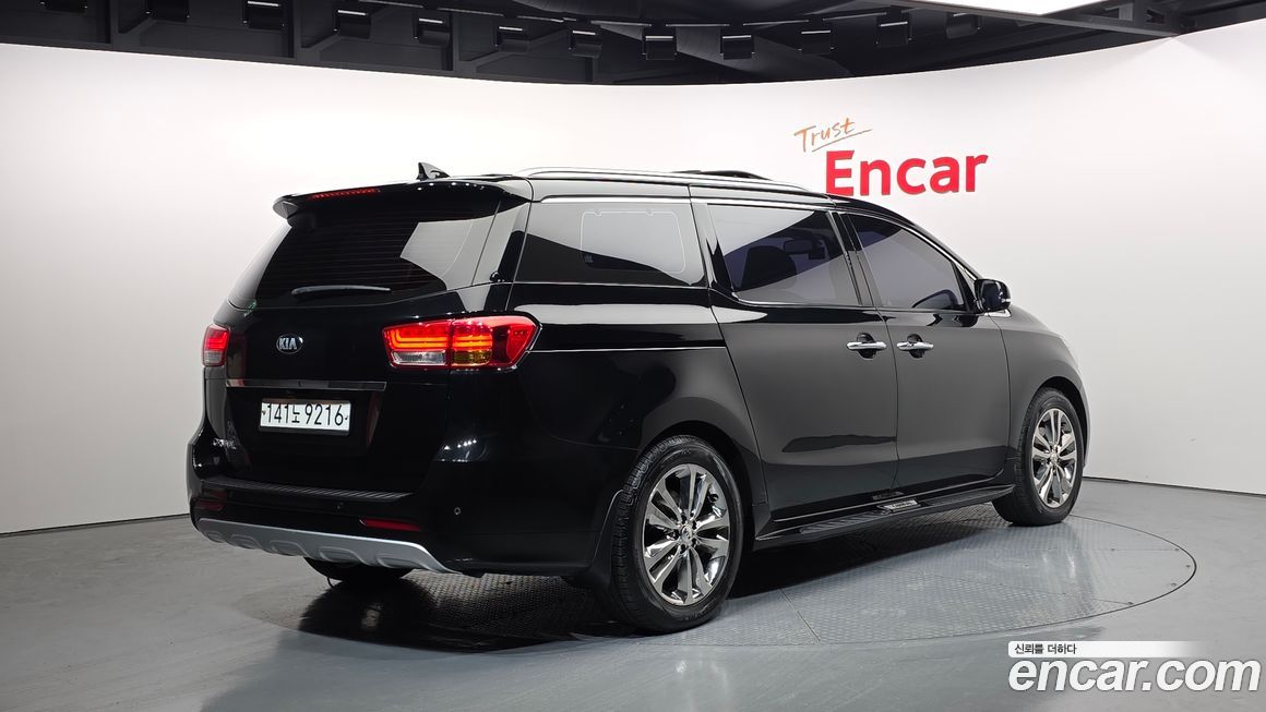 Kia Canival 2017