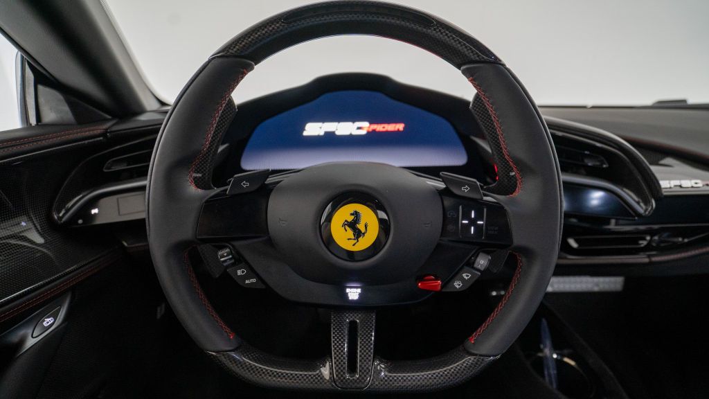 Ferrari SF90 2023