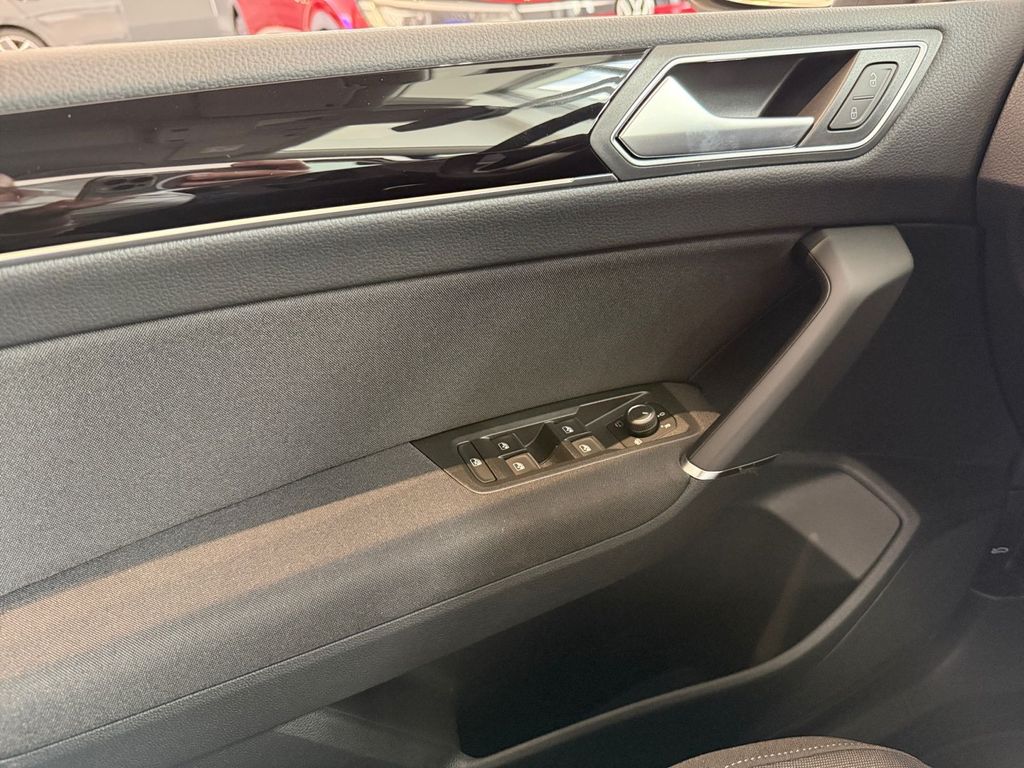 Volkswagen Touran 2025