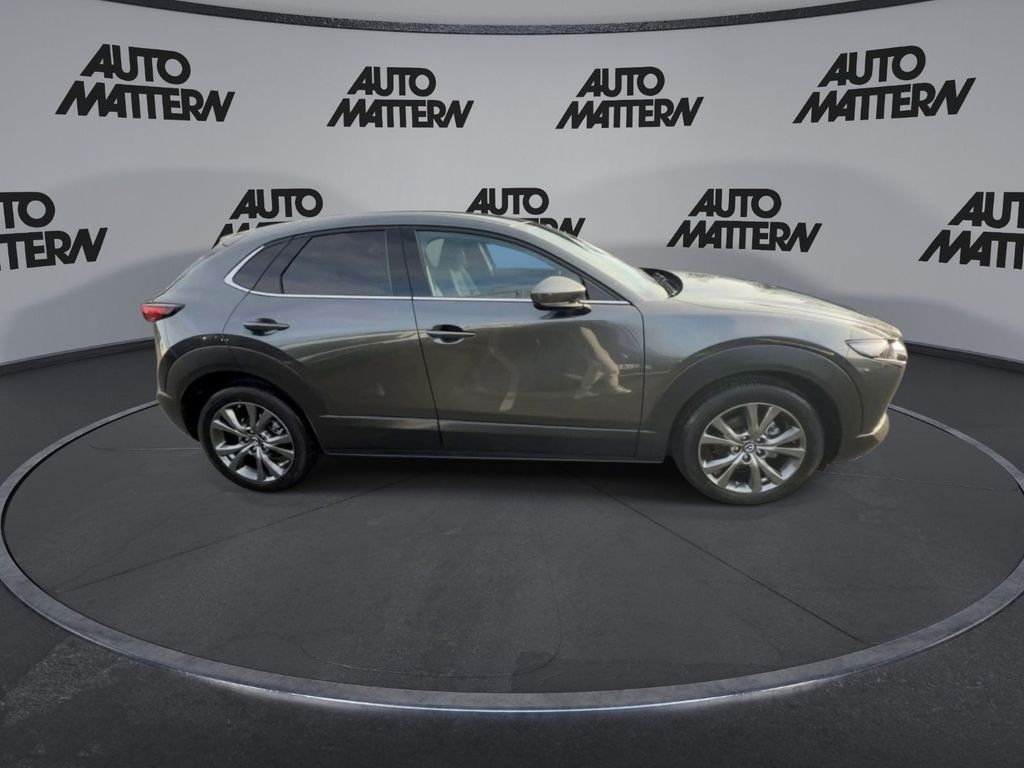 Mazda CX-30 2025