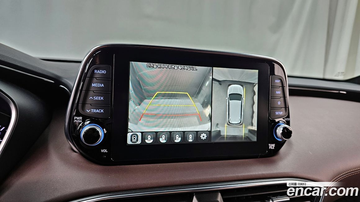 Hyundai Santafe 2020