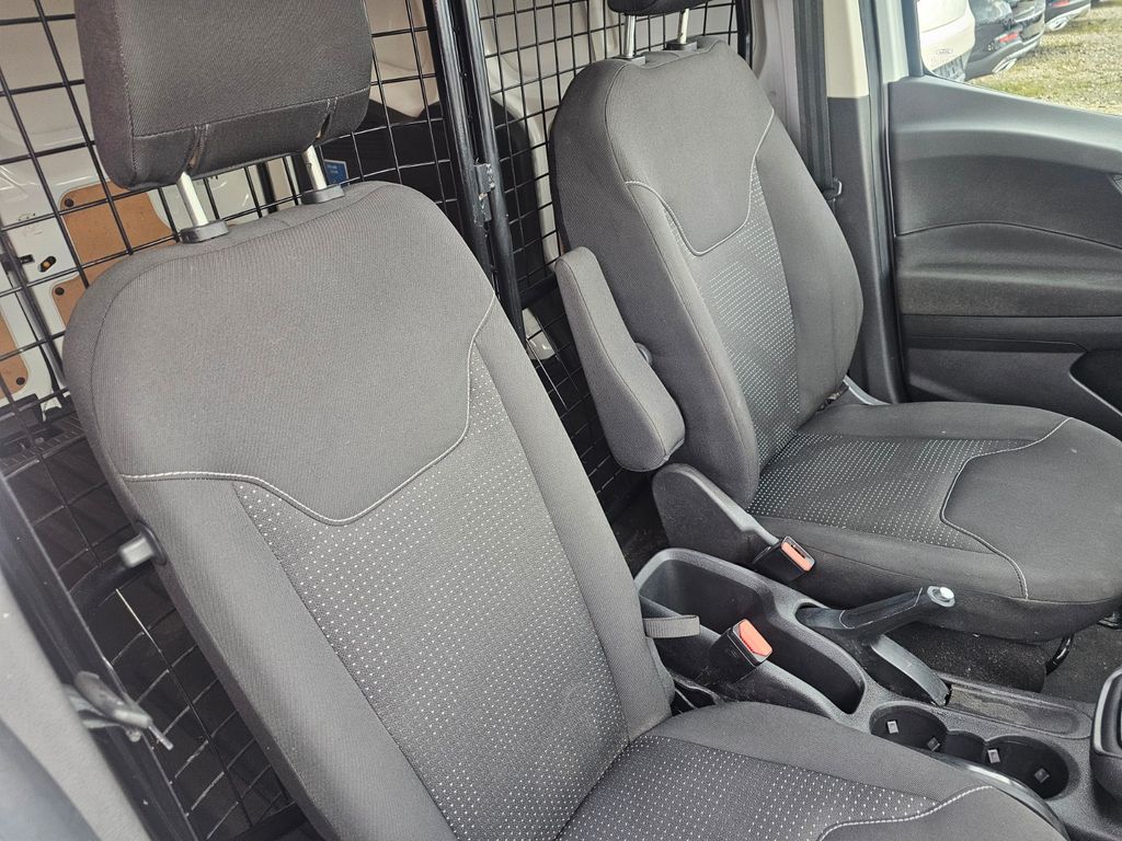 Ford Transit Courier 2023