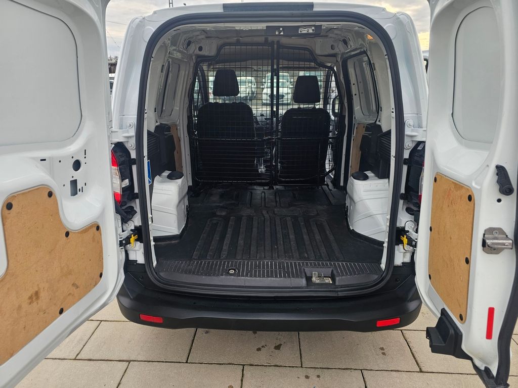 Ford Transit Courier 2023