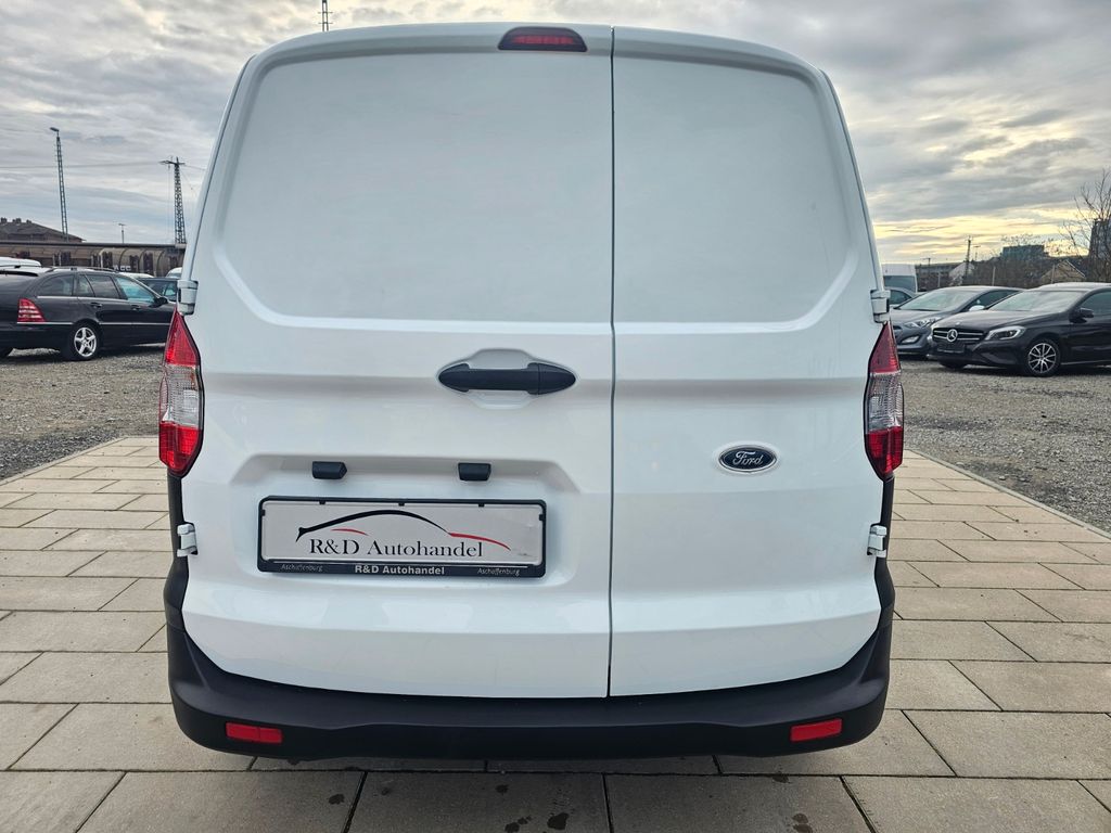 Ford Transit Courier 2023