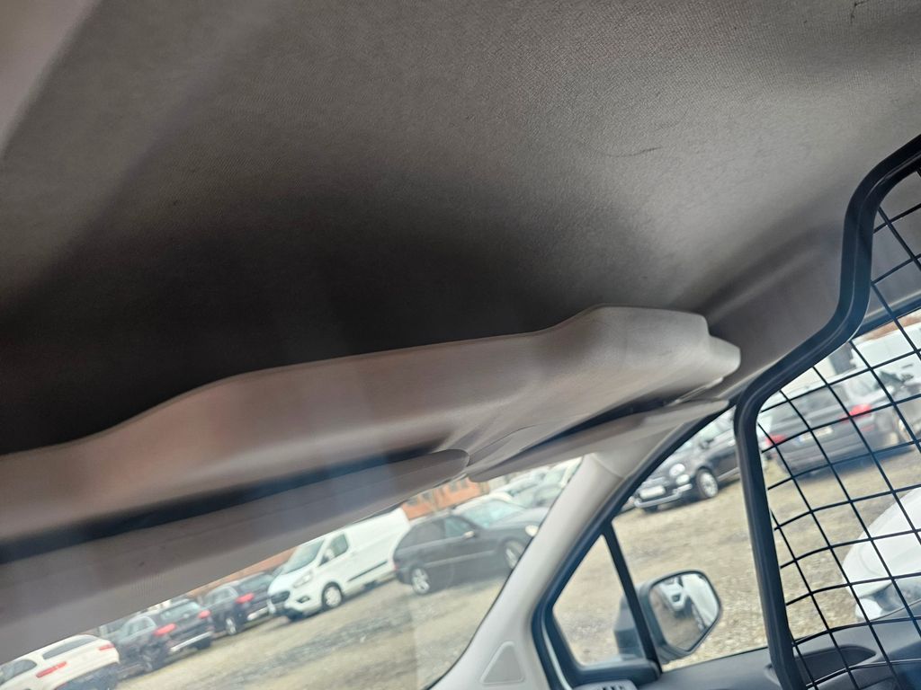 Ford Transit Courier 2023