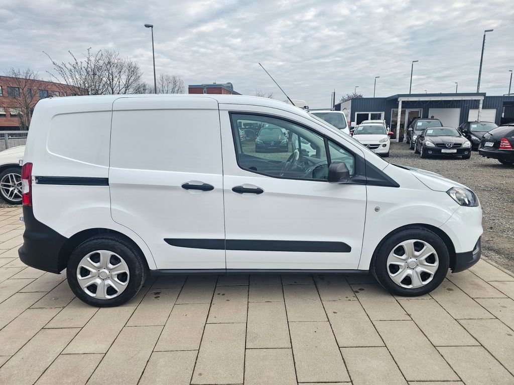 Ford Transit Courier 2023