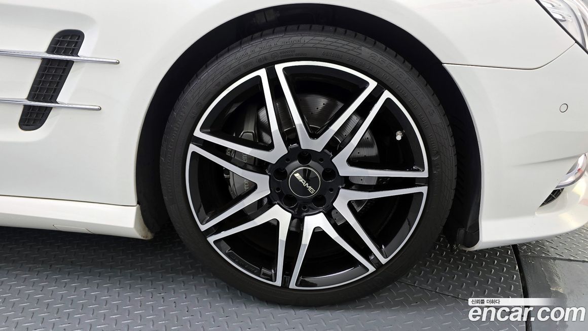 Mercedes-Benz SL-Class 2015