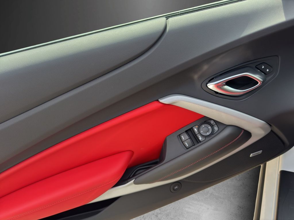 Chevrolet Camaro 2025