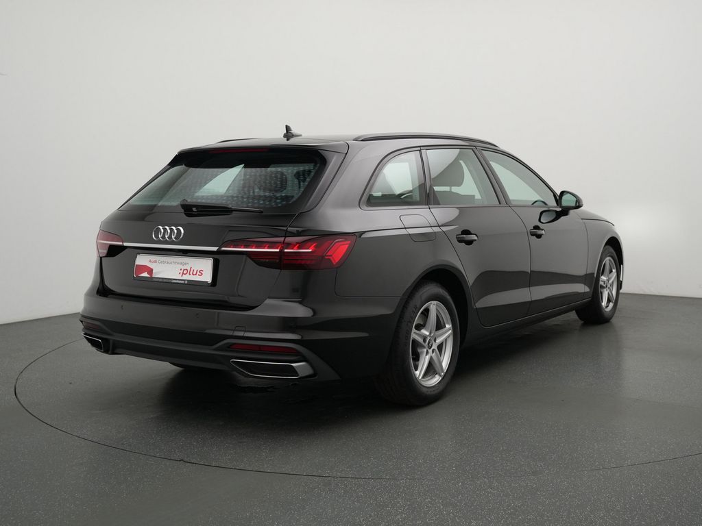 Audi A4 2021