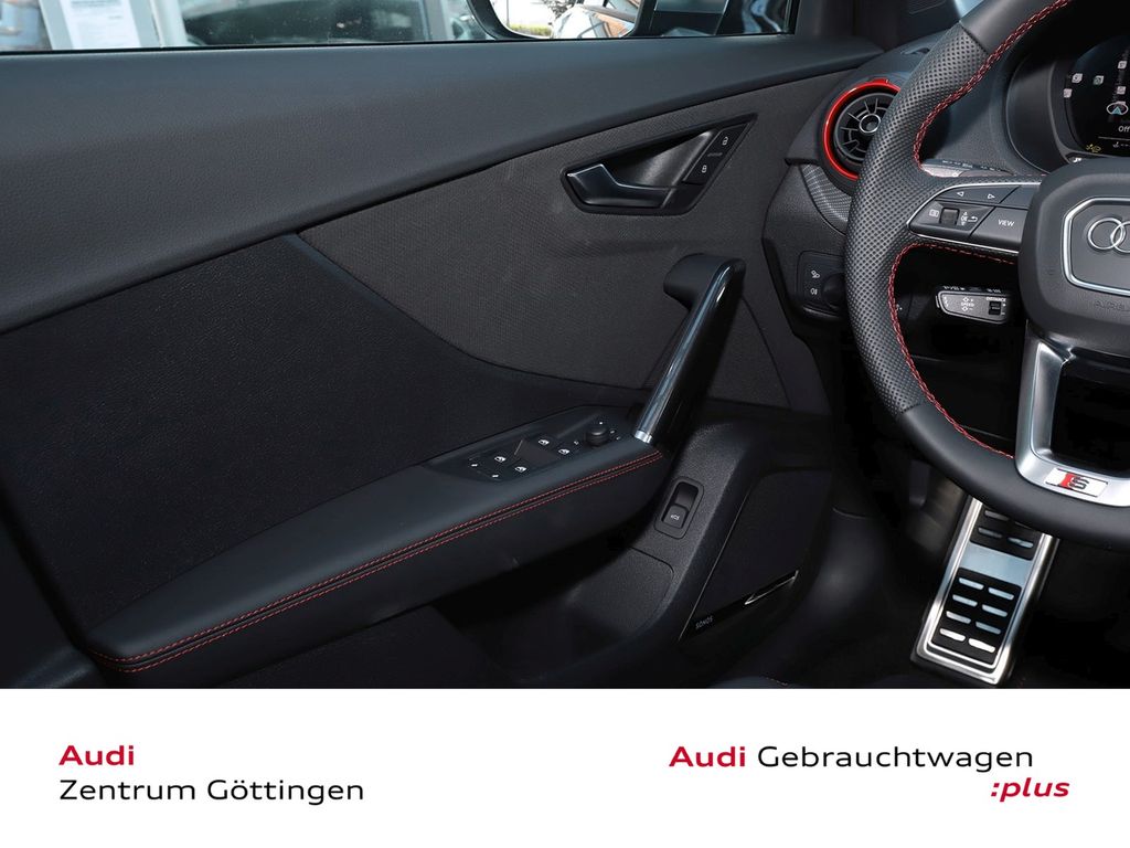 Audi SQ2 2025