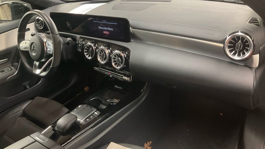 Mercedes-Benz A 250 2022