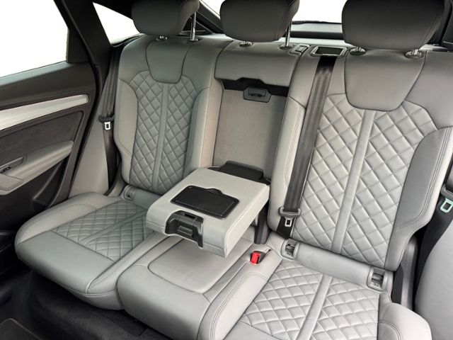 Audi SQ5 2021