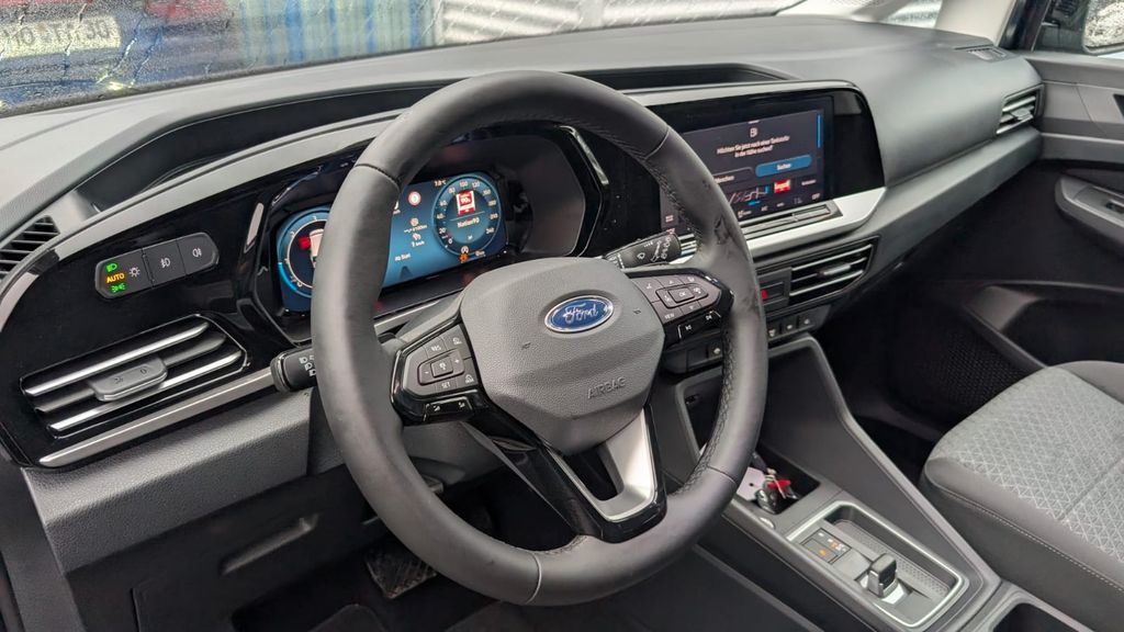 Ford Grand Tourneo