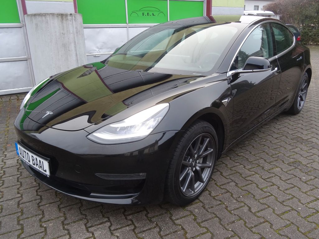 Tesla Model 3 2019