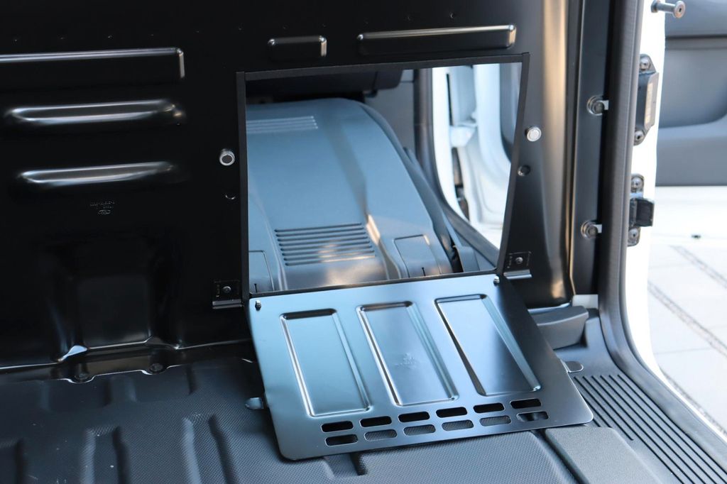 Ford Transit Courier 2025