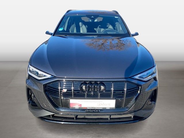 Audi e-tron 2022