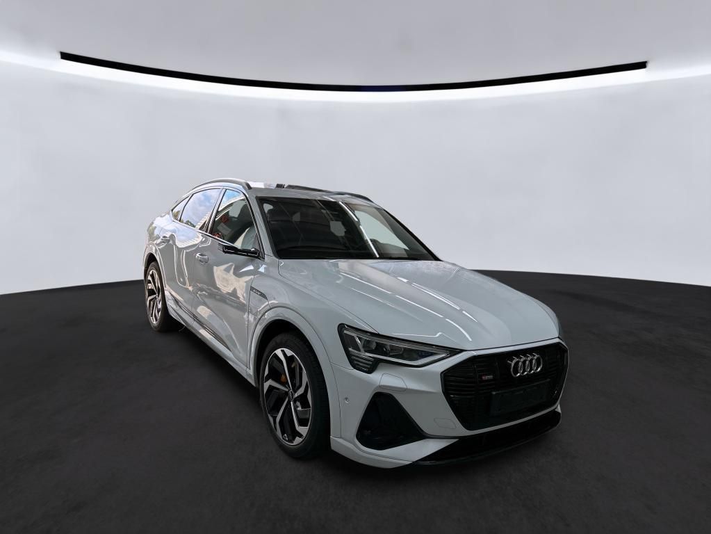 Audi e-tron 2022