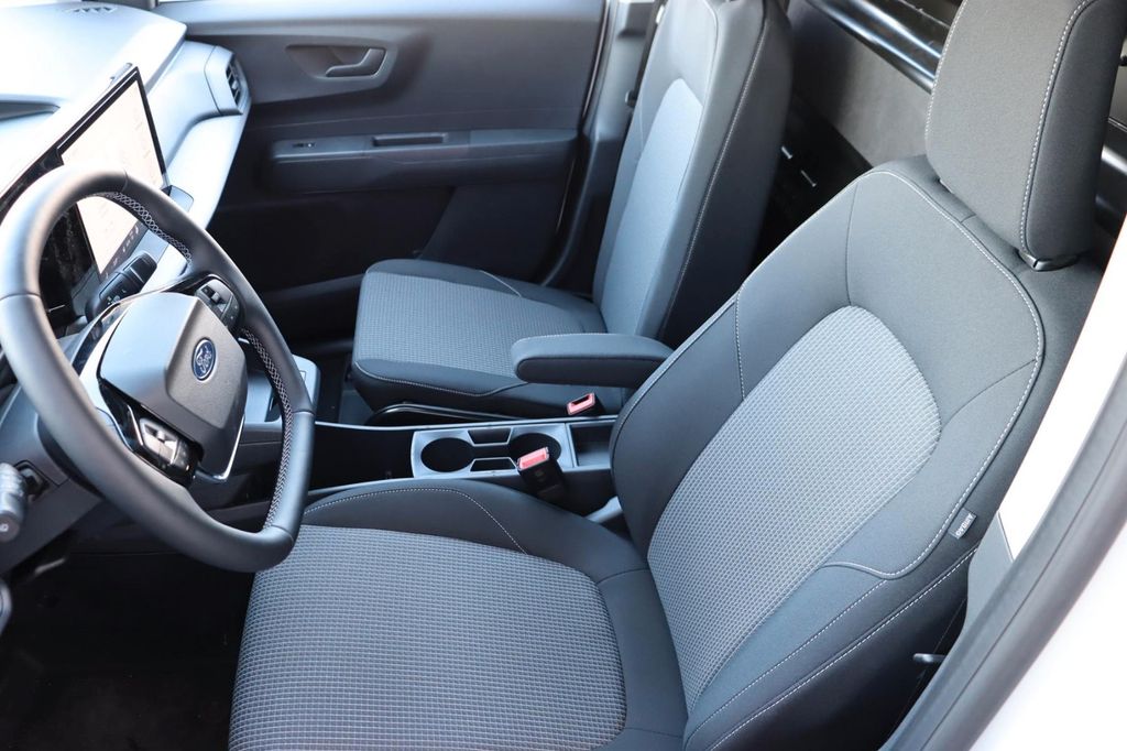 Ford Transit Courier 2025