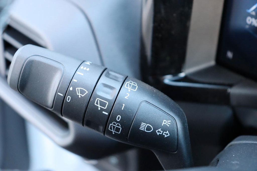 Ford Transit Courier 2025