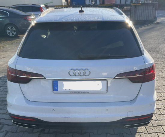 Audi A4 2023