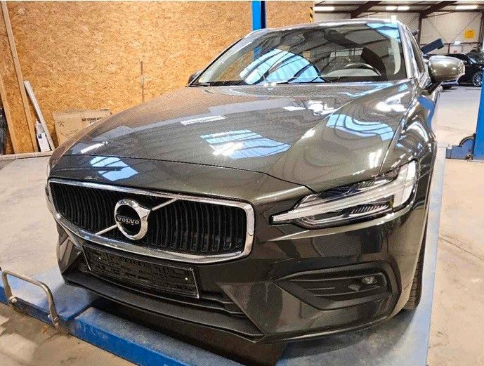 Volvo V60 2020