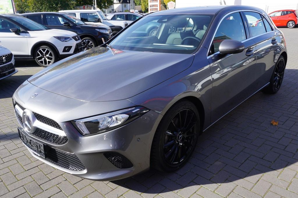 Mercedes-Benz A 200 2021