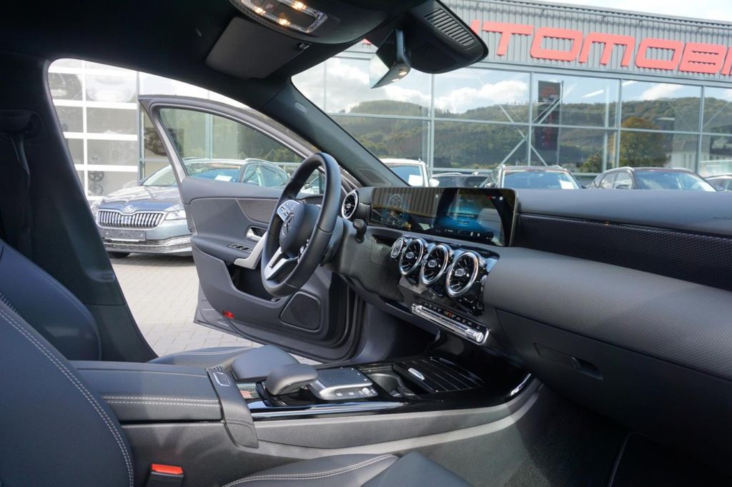 Mercedes-Benz A 200 2021