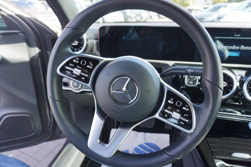 Mercedes-Benz A 200 2021