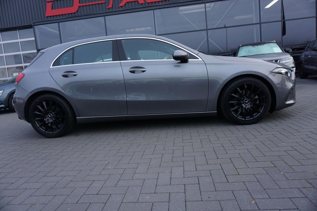 Mercedes-Benz A 200 2021