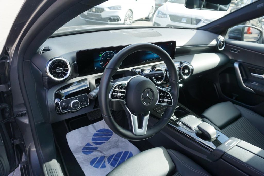 Mercedes-Benz A 200 2021