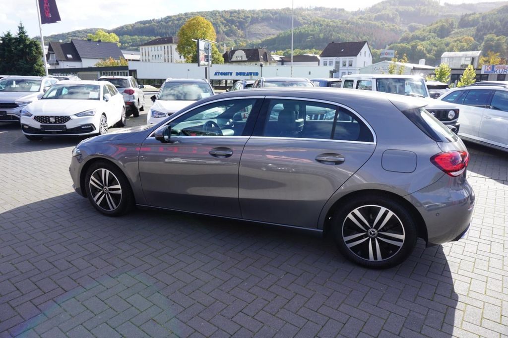 Mercedes-Benz A 200 2021